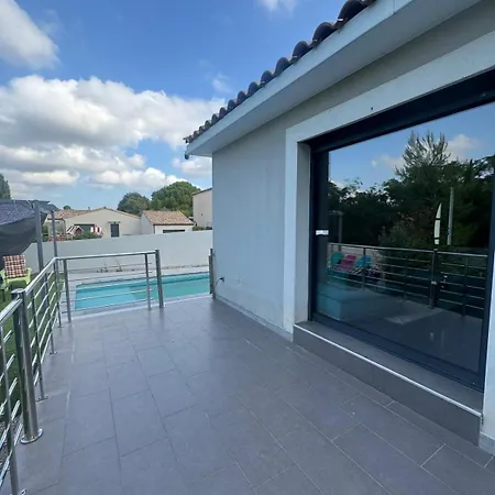 Villa De Luxe Moderne Avec Piscine Prive